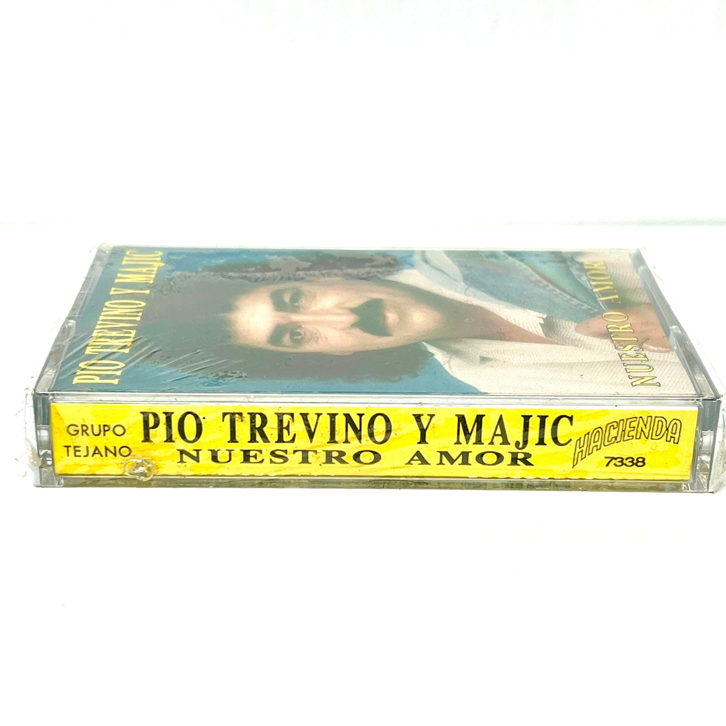 Pio Treviño Y Magic - Nuestro Amor (Cassette)
