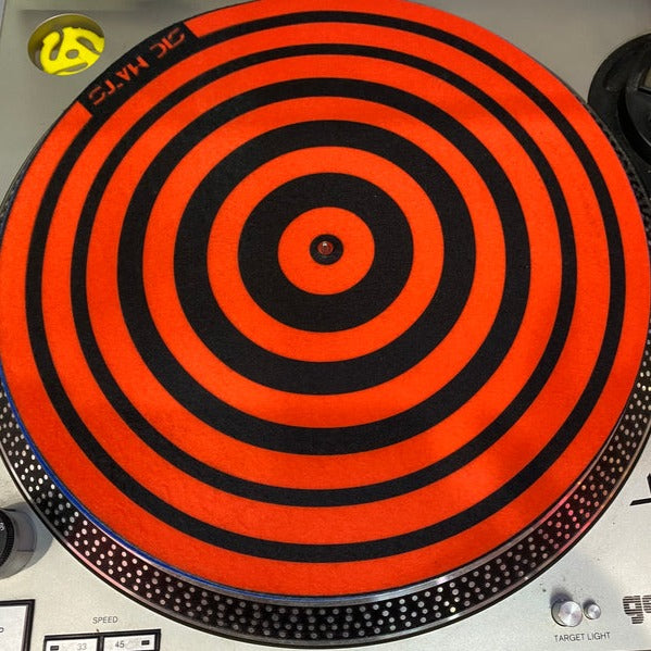 レッドブラックスリップマット