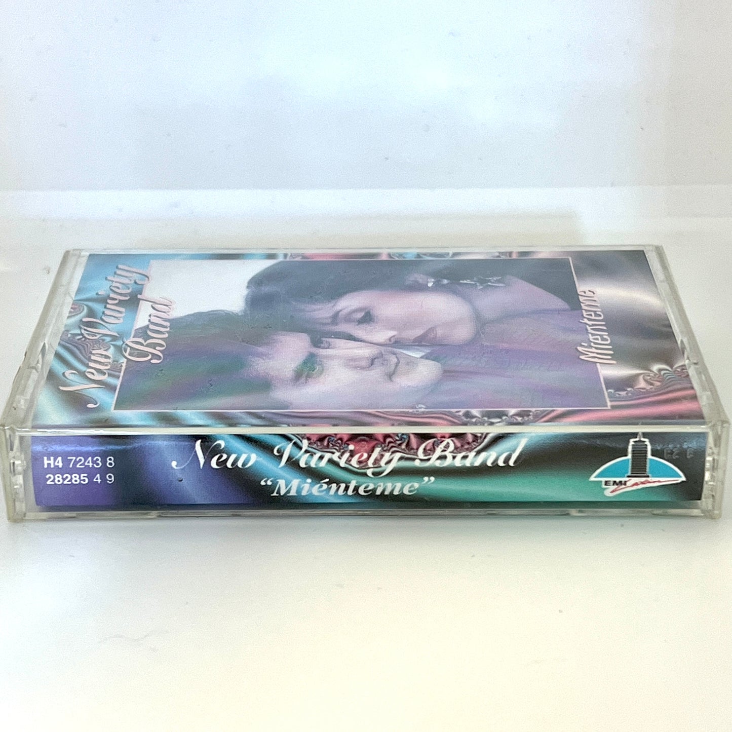 ニューバラエティバンド - Mienteme (カセット)