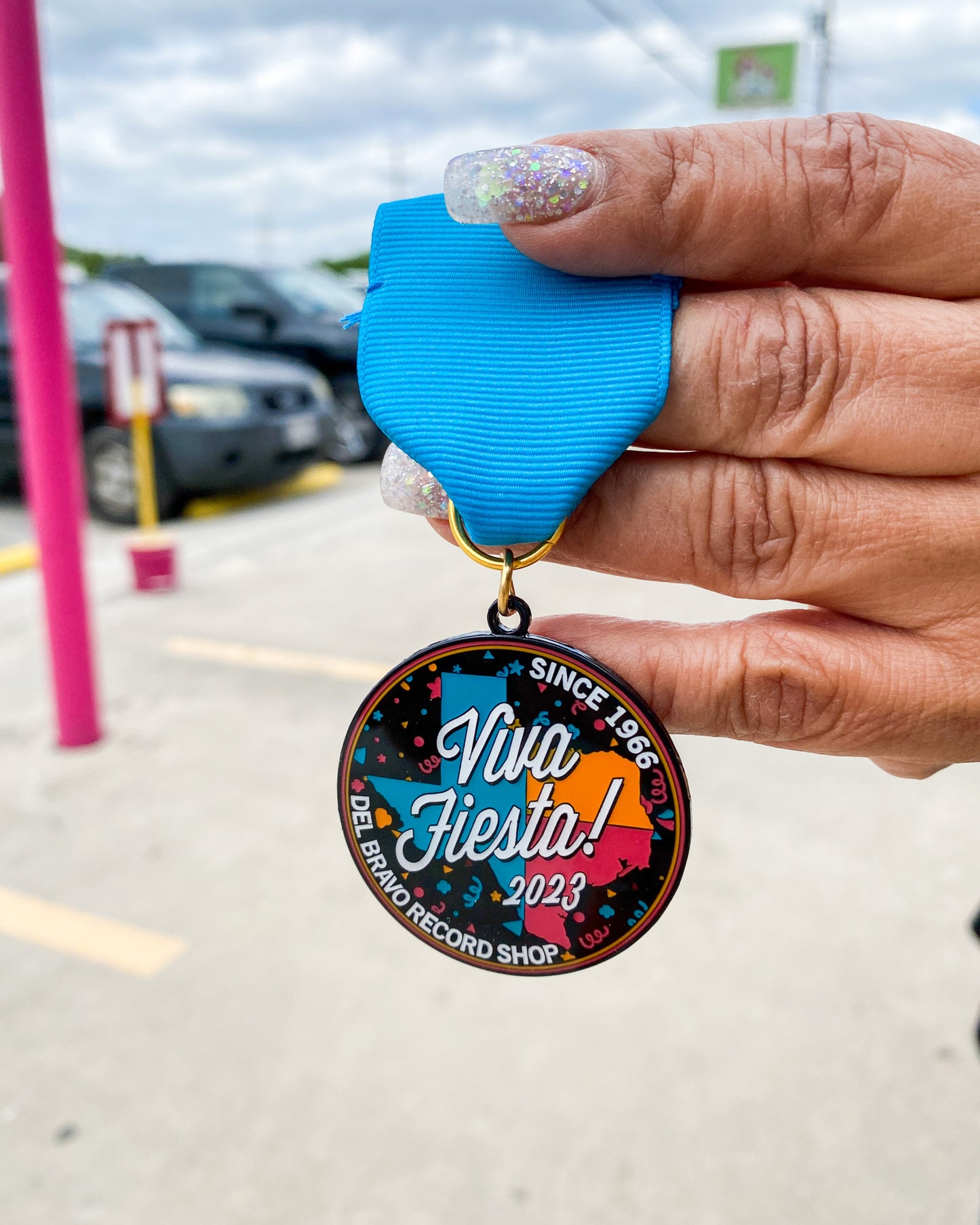 Del Bravo Record Shop 2023 Viva Fiesta Medal DLB MERCH