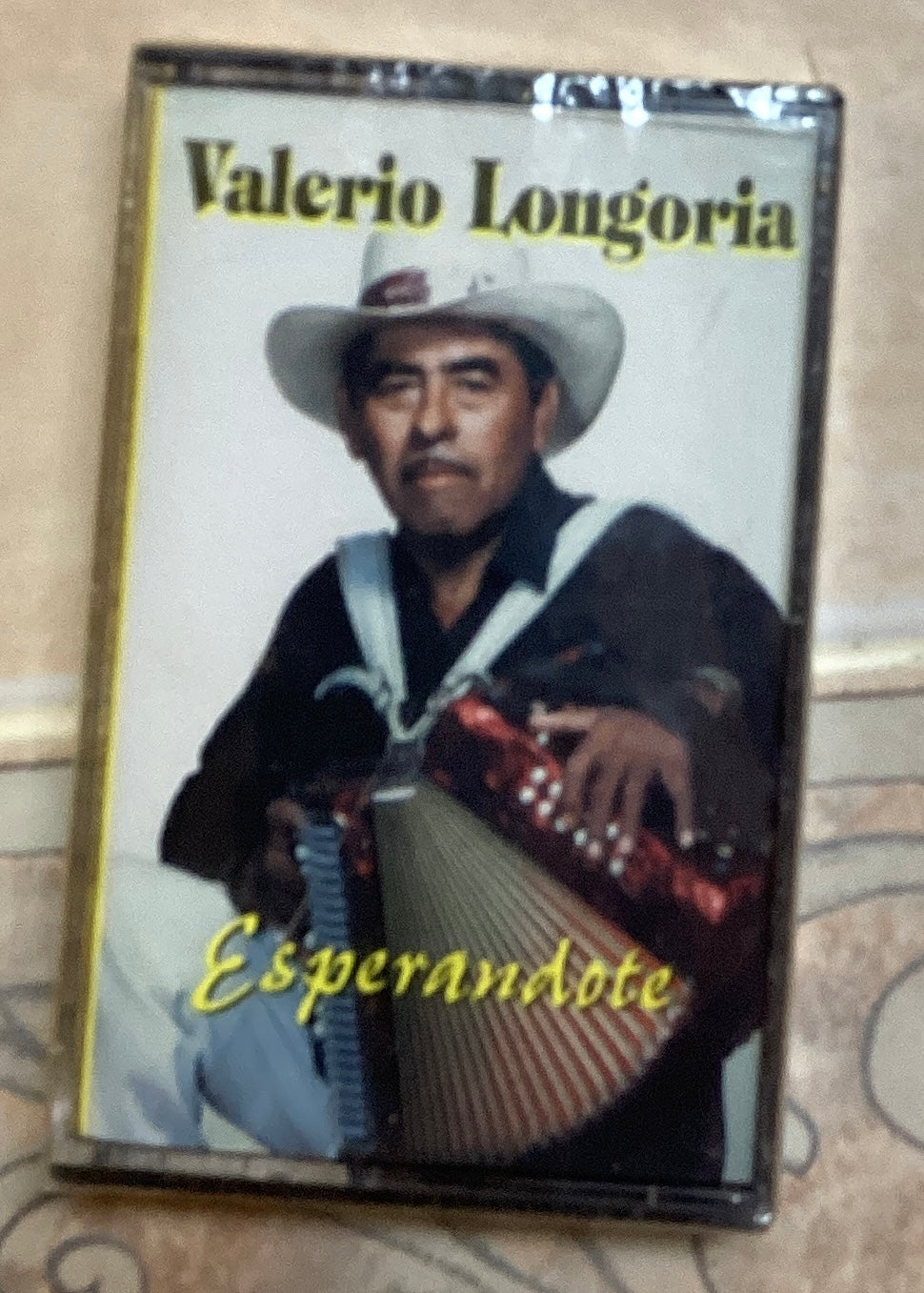 Valerio Longoria - Esperandote (Cassette)