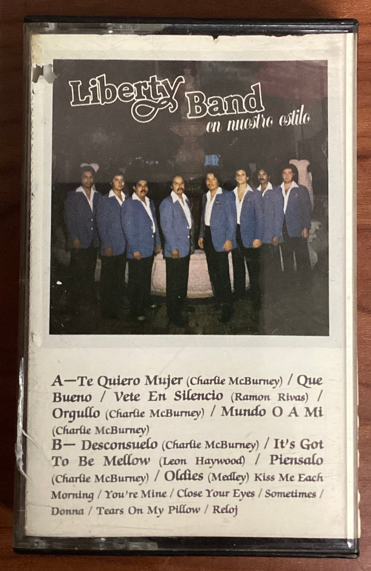 Liberty Band - En Nuestro Estilo (Cassette)