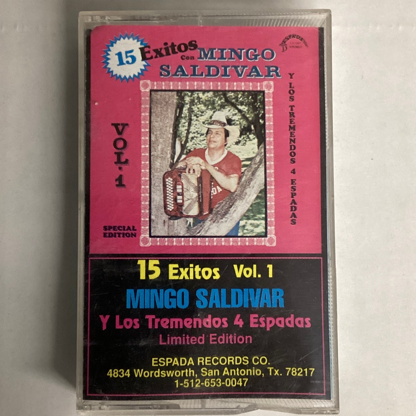 15 Exitos con Mingo Saldivar y Los Tremendos 4 Espadas Vol. 1 (Cassette)