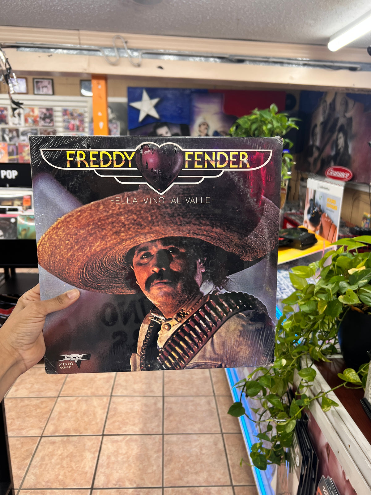 *Sealed * 1978 Freddy Fender - Ella Vino Al Valle (Vinyl)