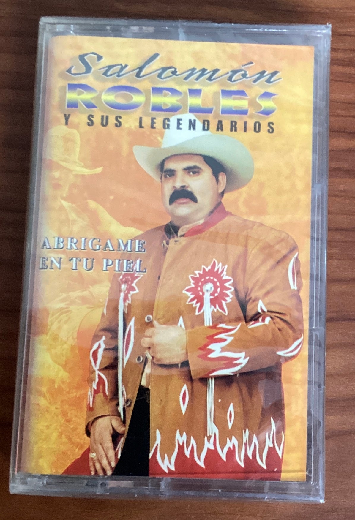Salomon Robles y Sus Legendarios - Abrigame En Tu Piel (Cassette)