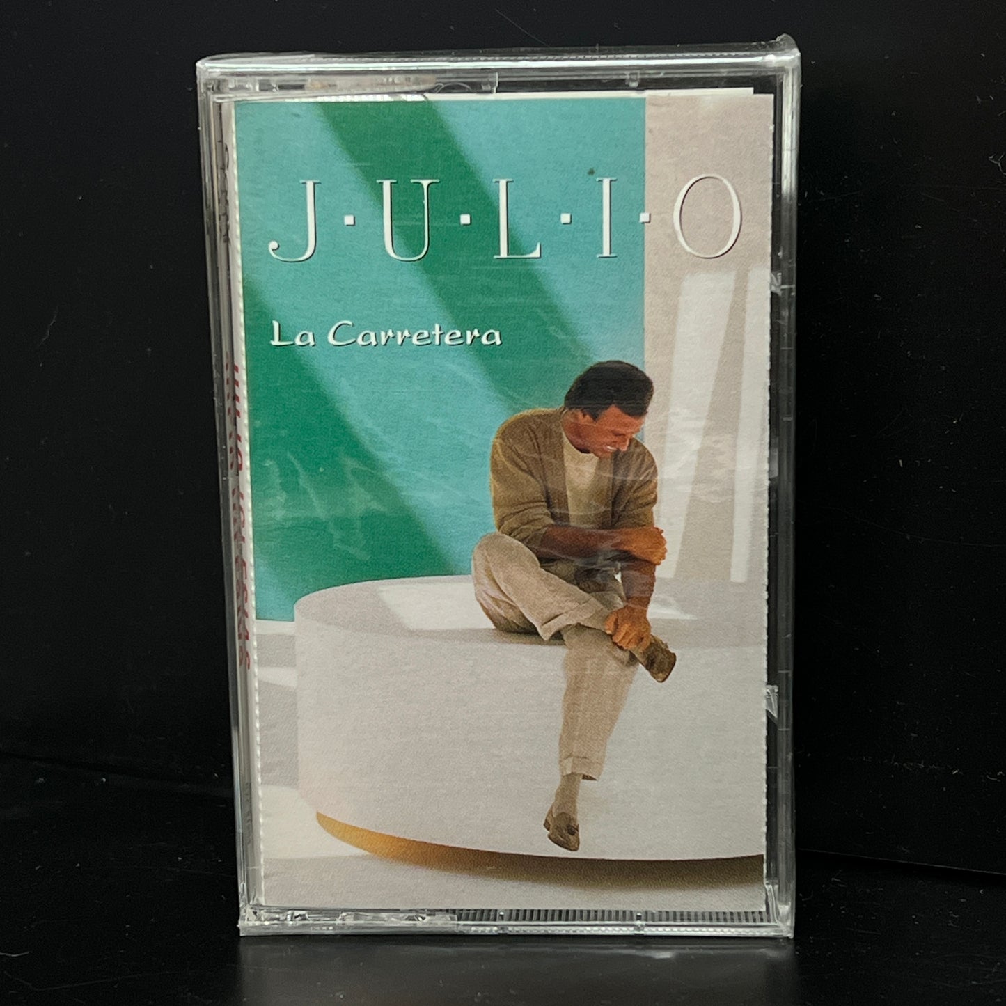 Julio Iglesias - La Carretera (Cassette) (Sealed)
