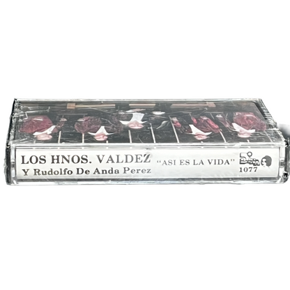 Los Hnos. Valdez Y Rudolfo De Anda Perez - Asi Es La Vida (Cassette)