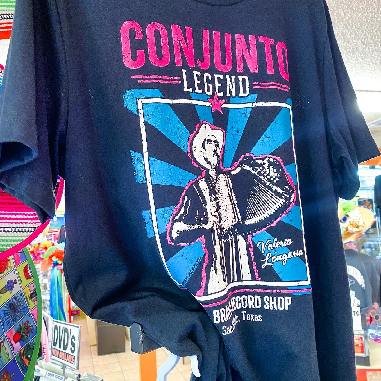 Del Bravo Record Shop Conjunto Legend T-Shirt (Valerio Longoria) DLB MERCH