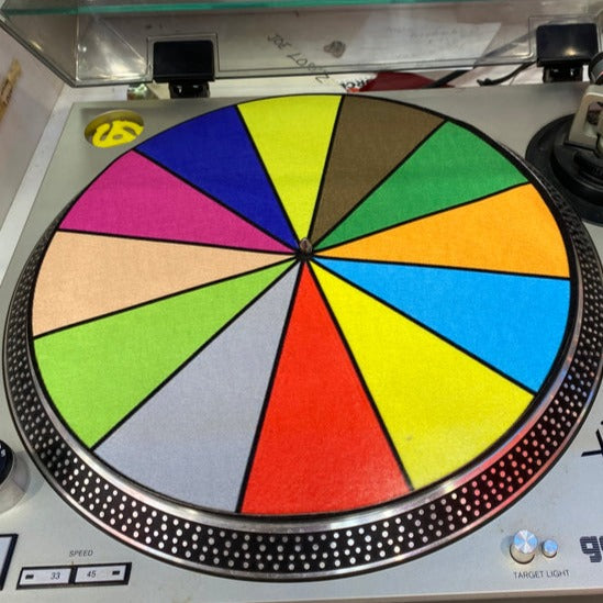 Color Movement Mat Color Wheel Slipmat | Del Bravo